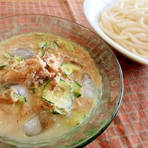 サバ缶で簡単冷や汁風つけうどん♪